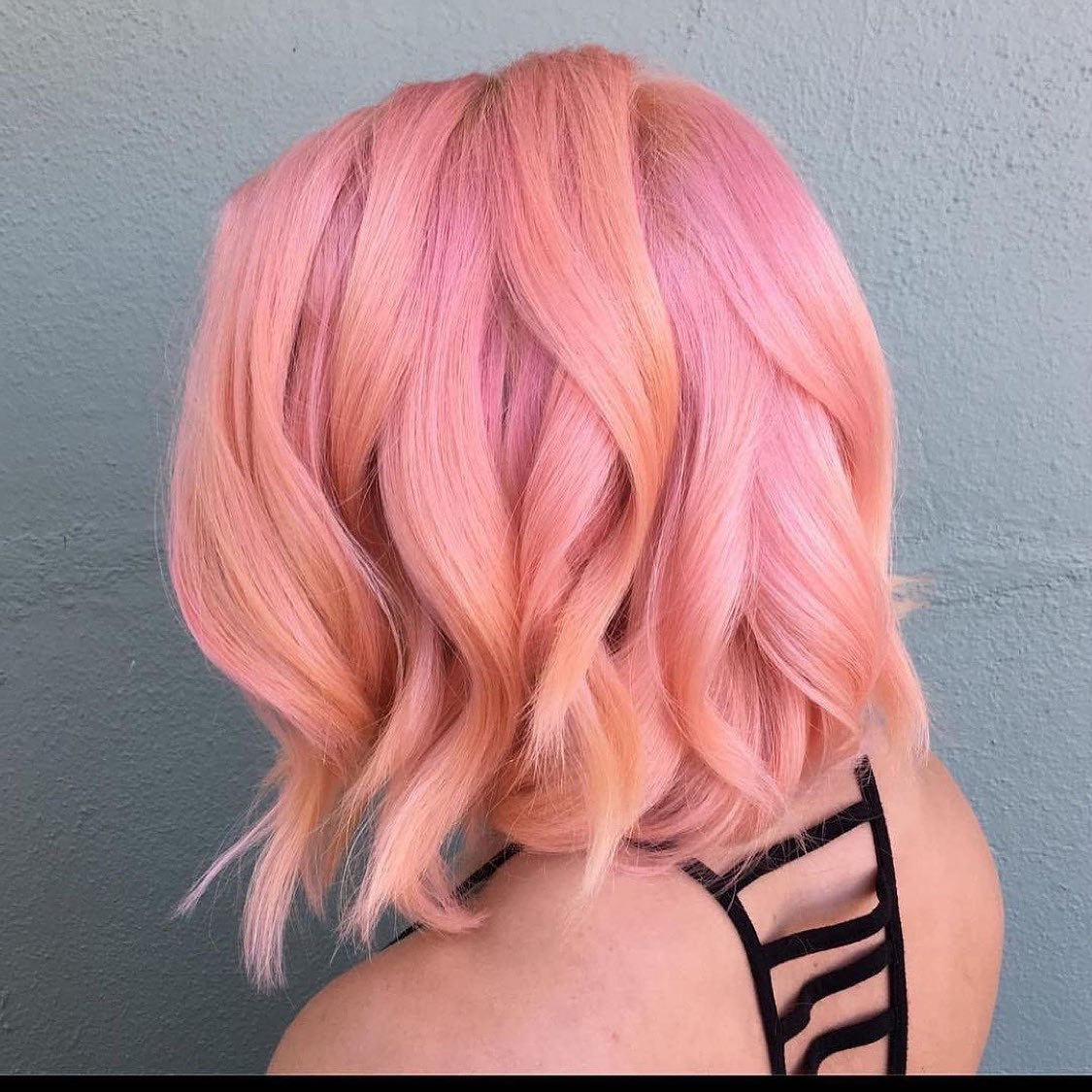 Les cheveux roses sont un excellent moyen d'égayer votre look (+35 photos)
